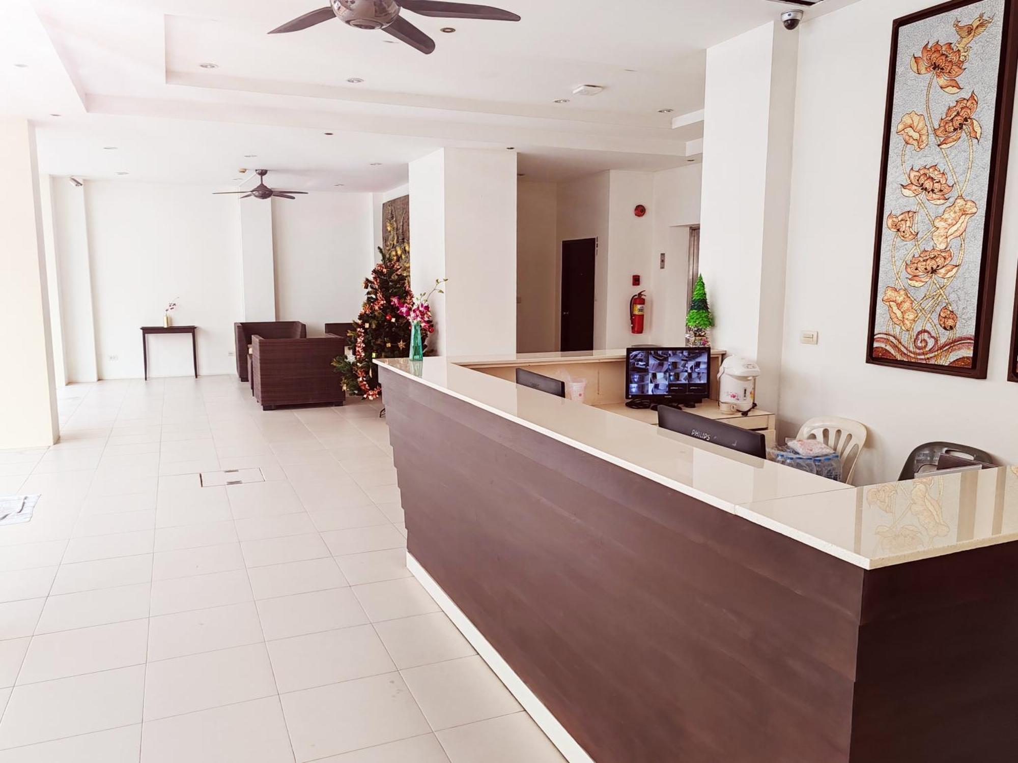 Harmony Patong Hotel Buitenkant foto